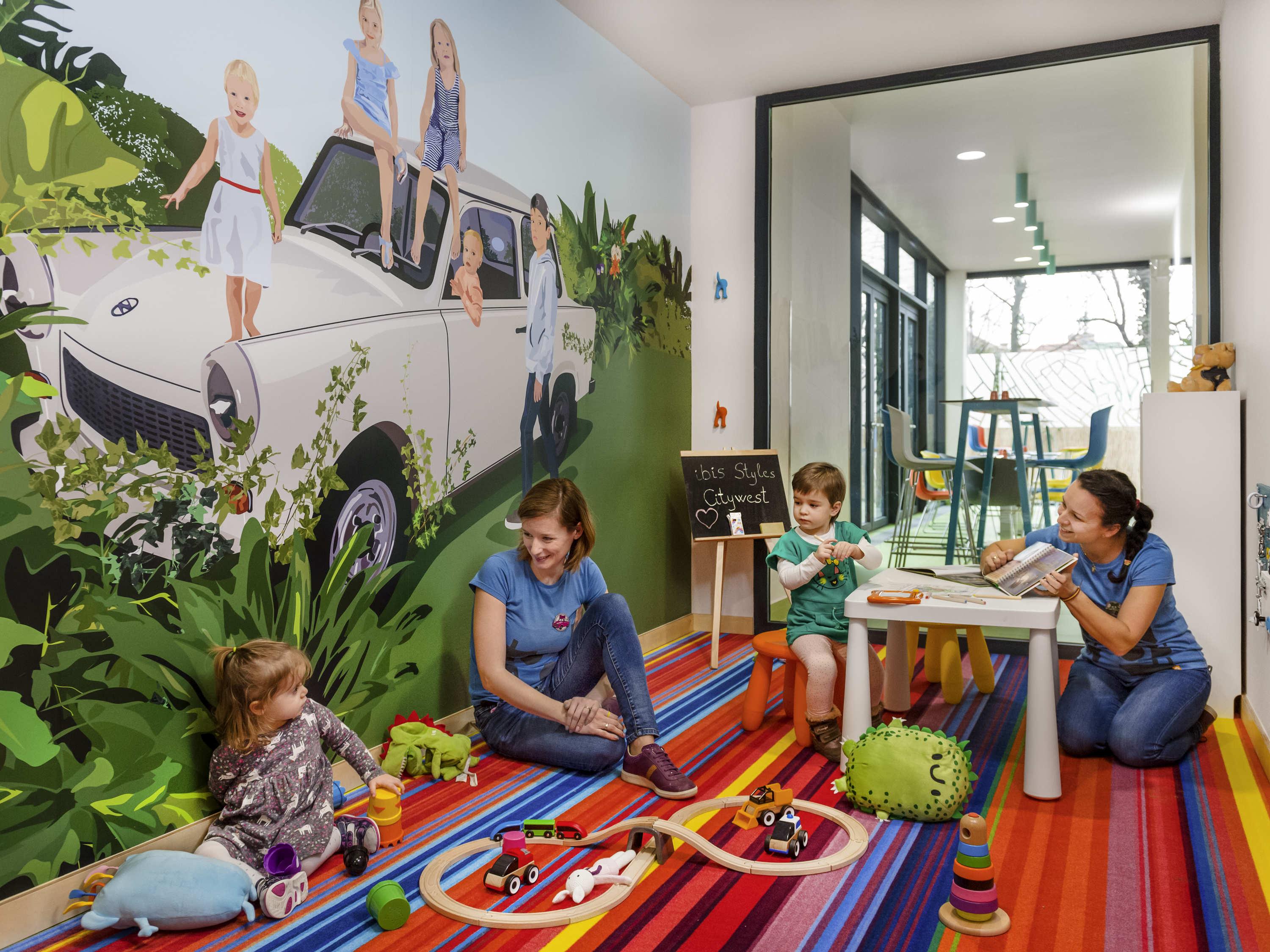 Ibis Styles Budapest Citywest Exterior foto