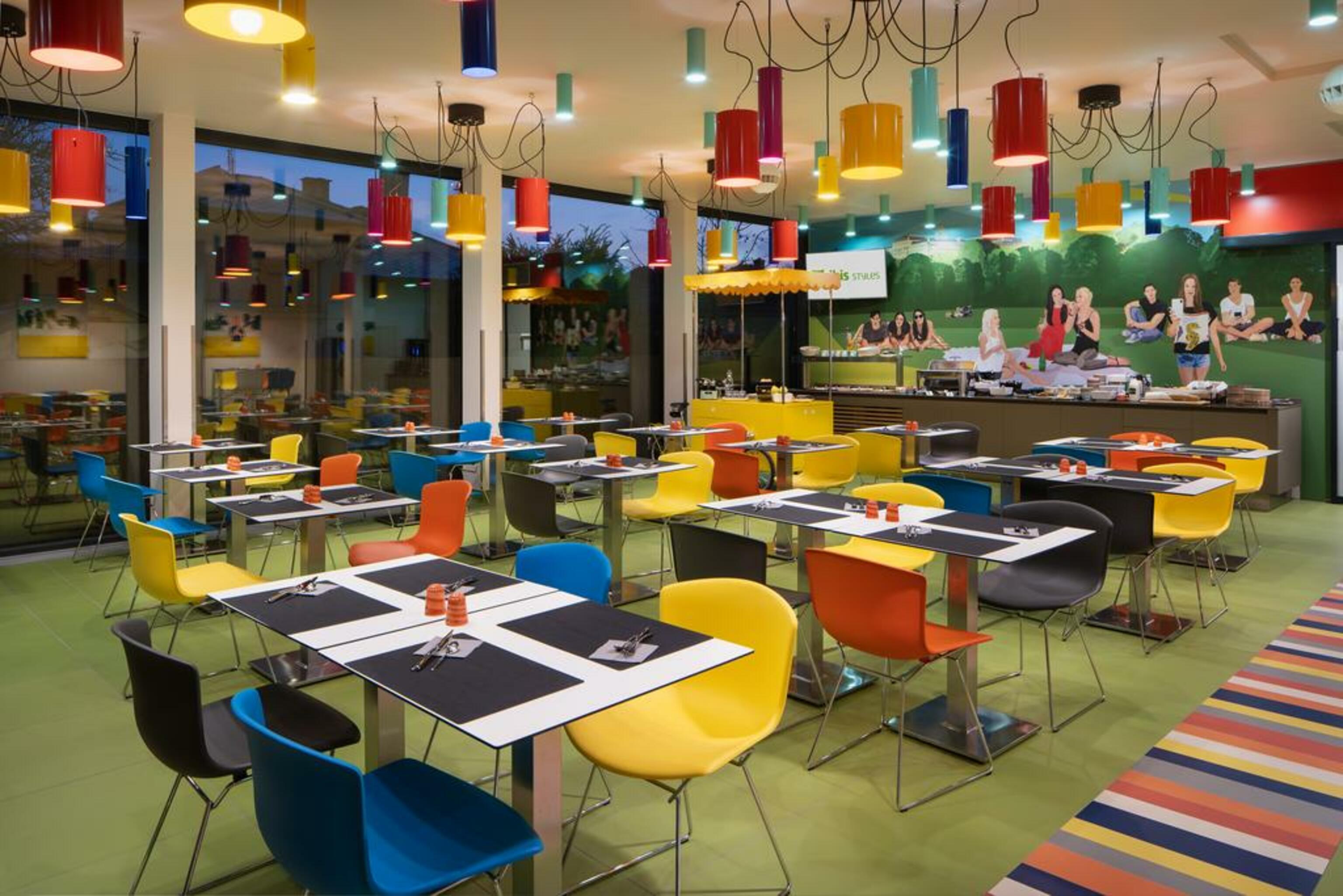 Ibis Styles Budapest Citywest Exterior foto