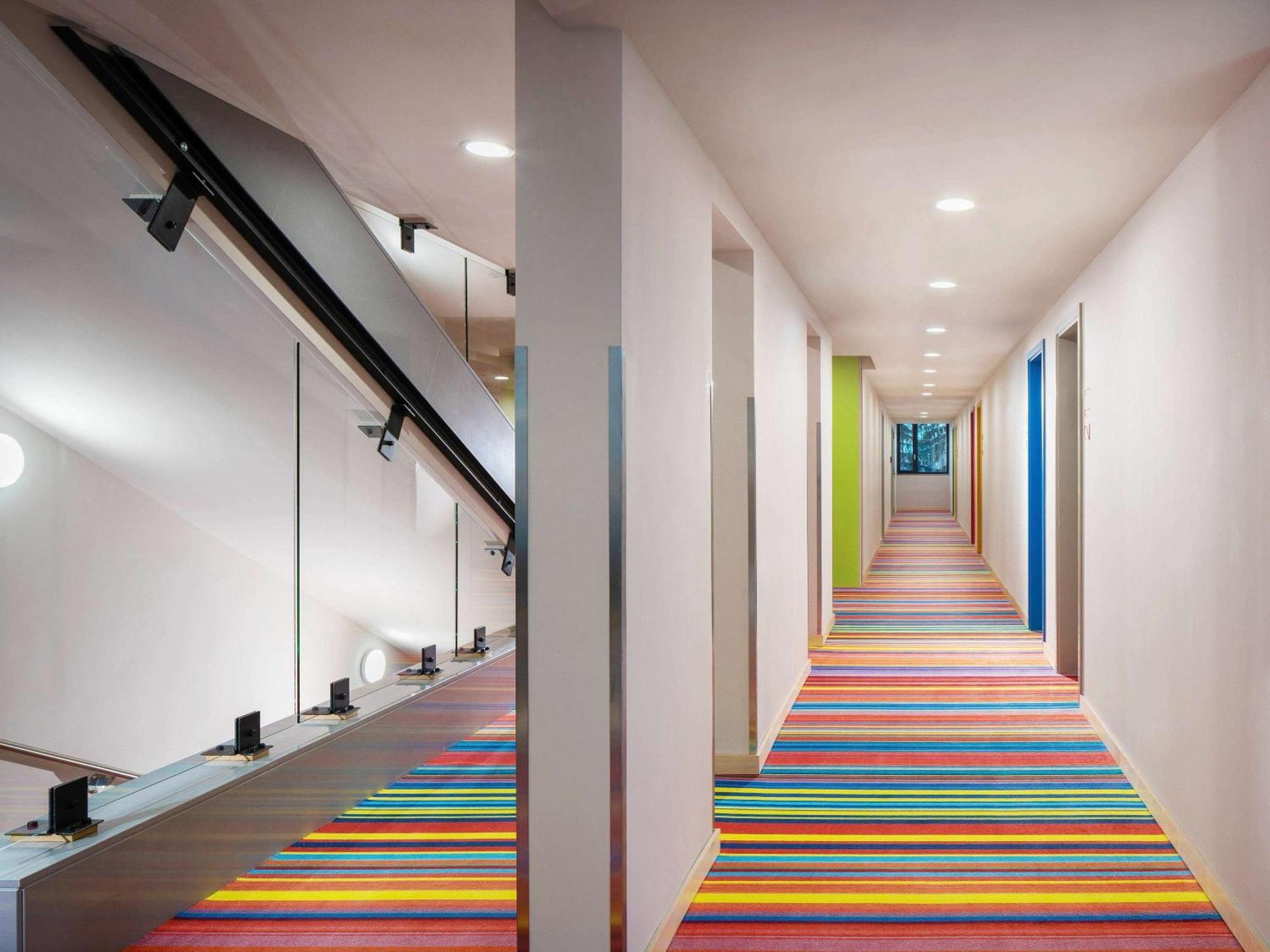 Ibis Styles Budapest Citywest Exterior foto