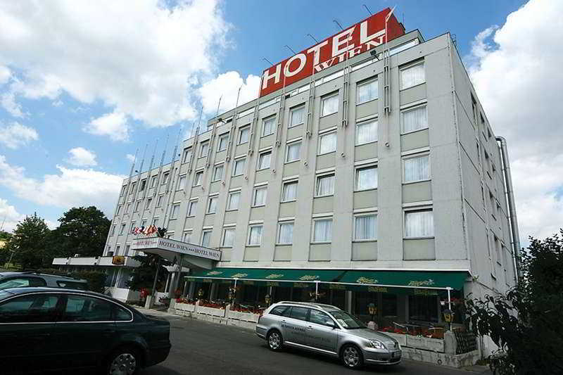 Ibis Styles Budapest Citywest Exterior foto