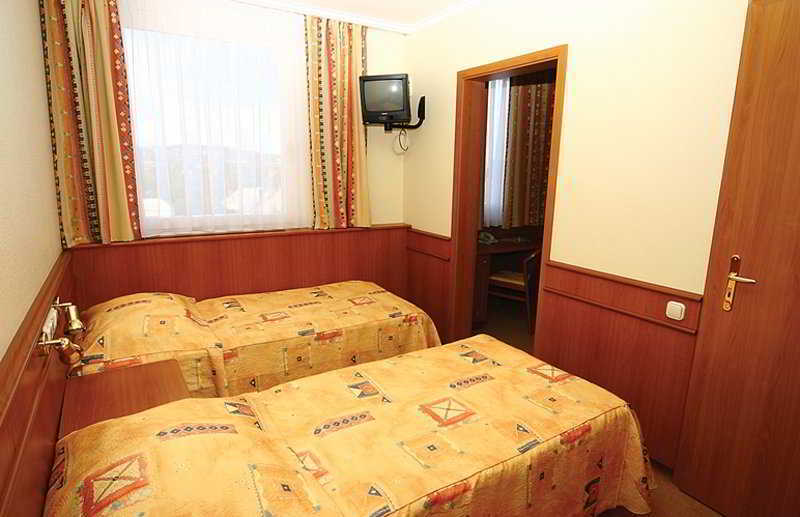 Ibis Styles Budapest Citywest Exterior foto